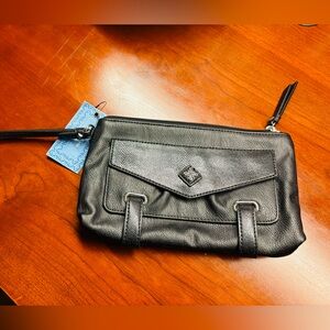 New with tags Vera Wang Wristlet